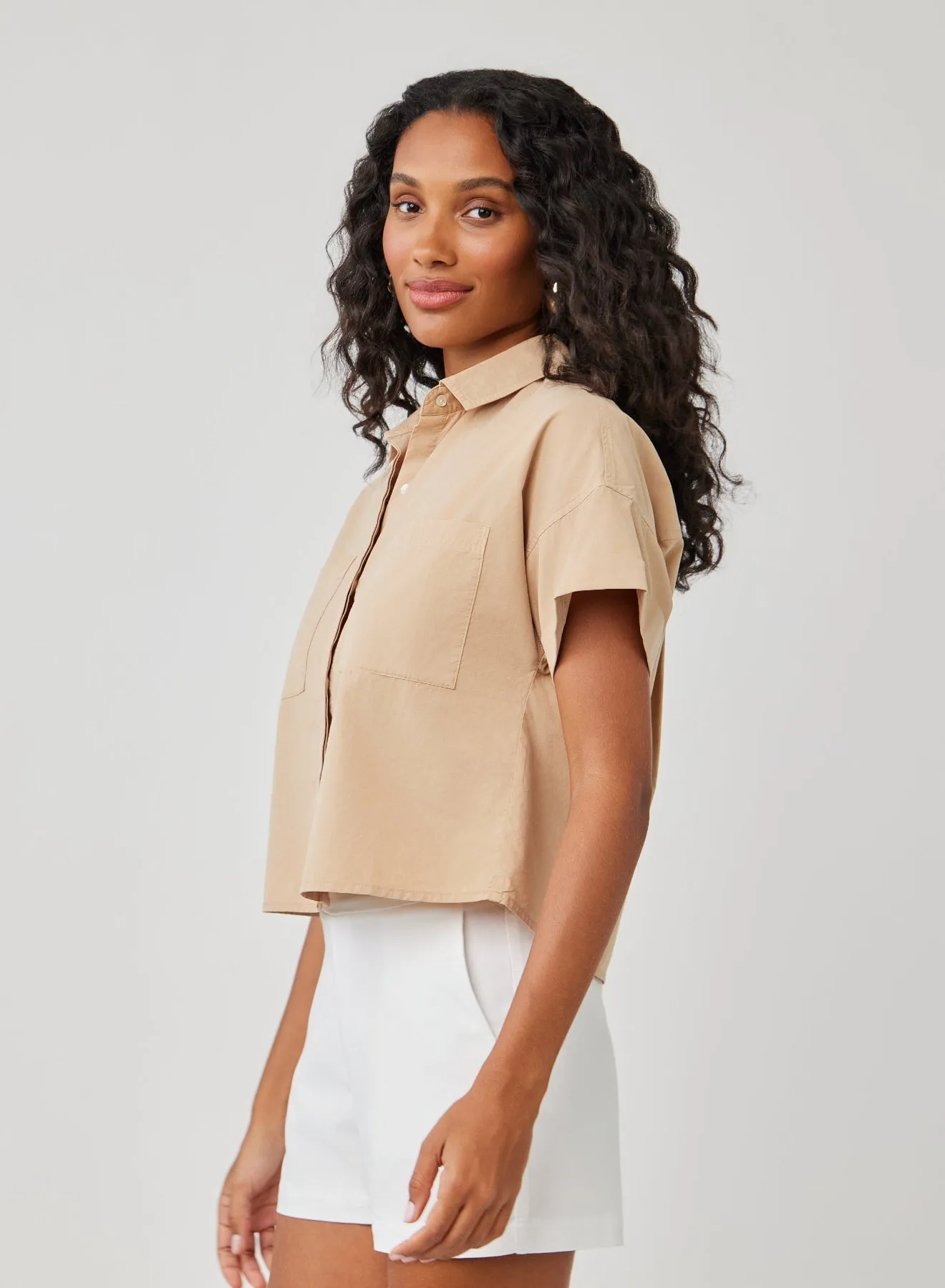 Boxy Two Pocket Short Sleeve Shirt - Kona Khaki