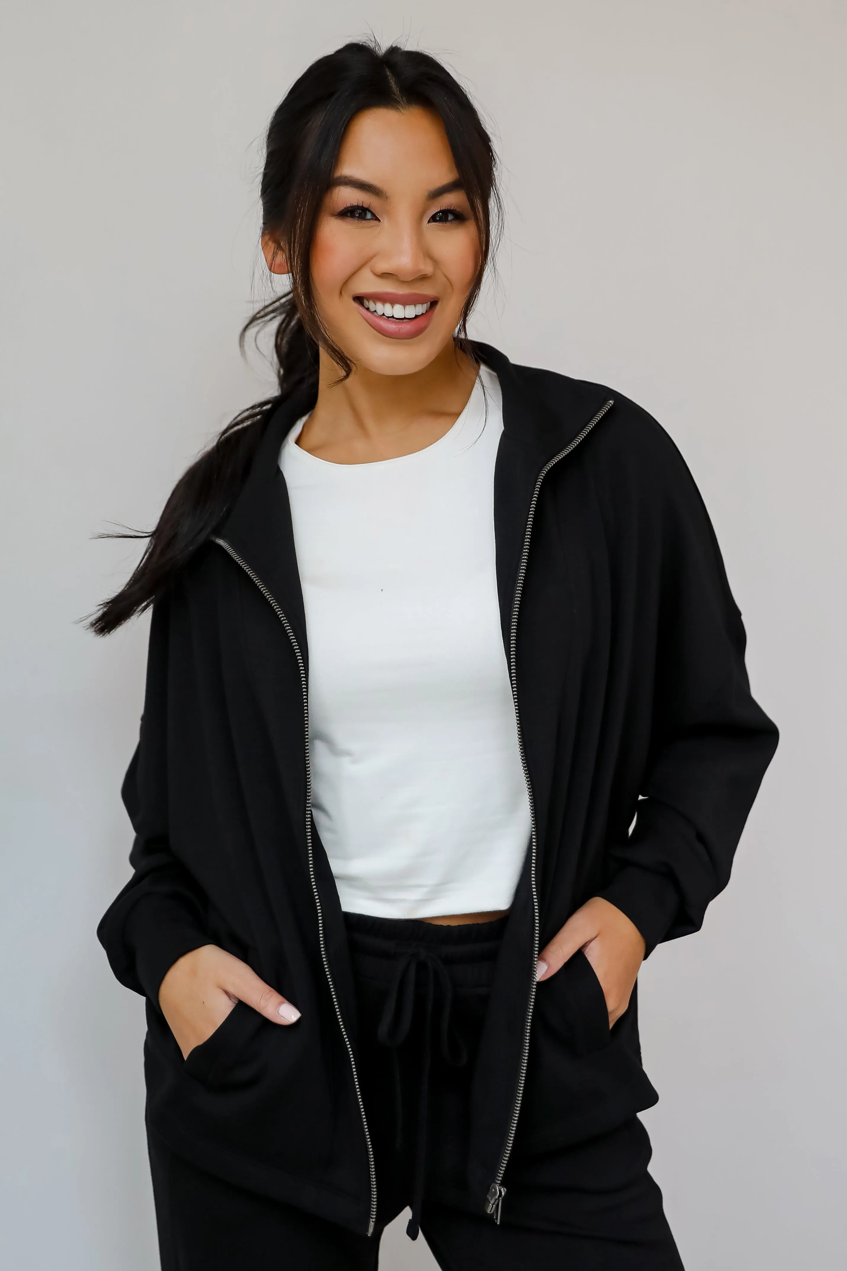 FINAL SALE - Essential Comfort Zip-Up Jacket - DOORBUSTER