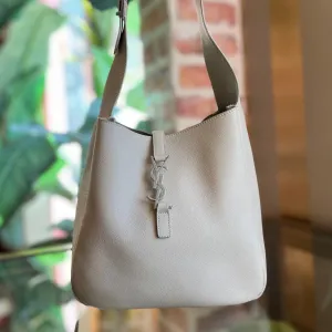 SAINT LAURENT Le 5 A 7 Beige Smooth Calfskin Shoulder Bag