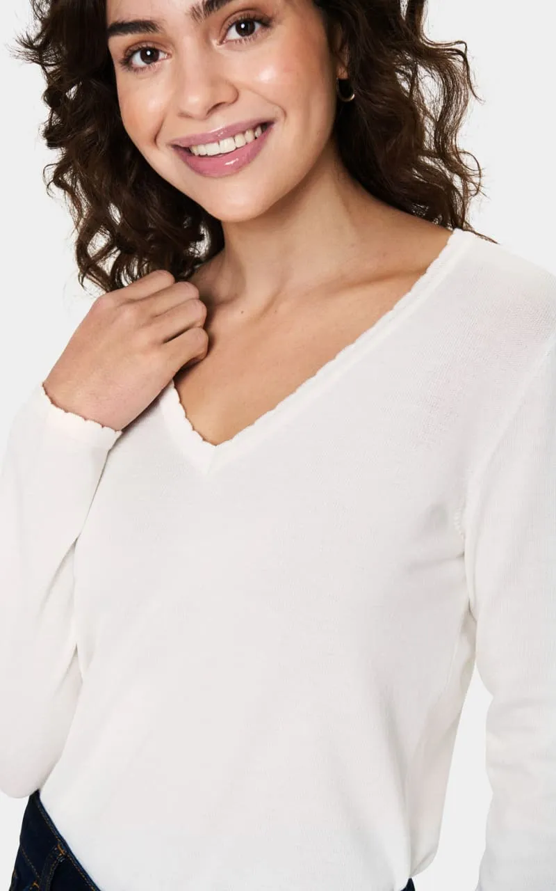 Saint Tropez- Mila V-Neck Pullover